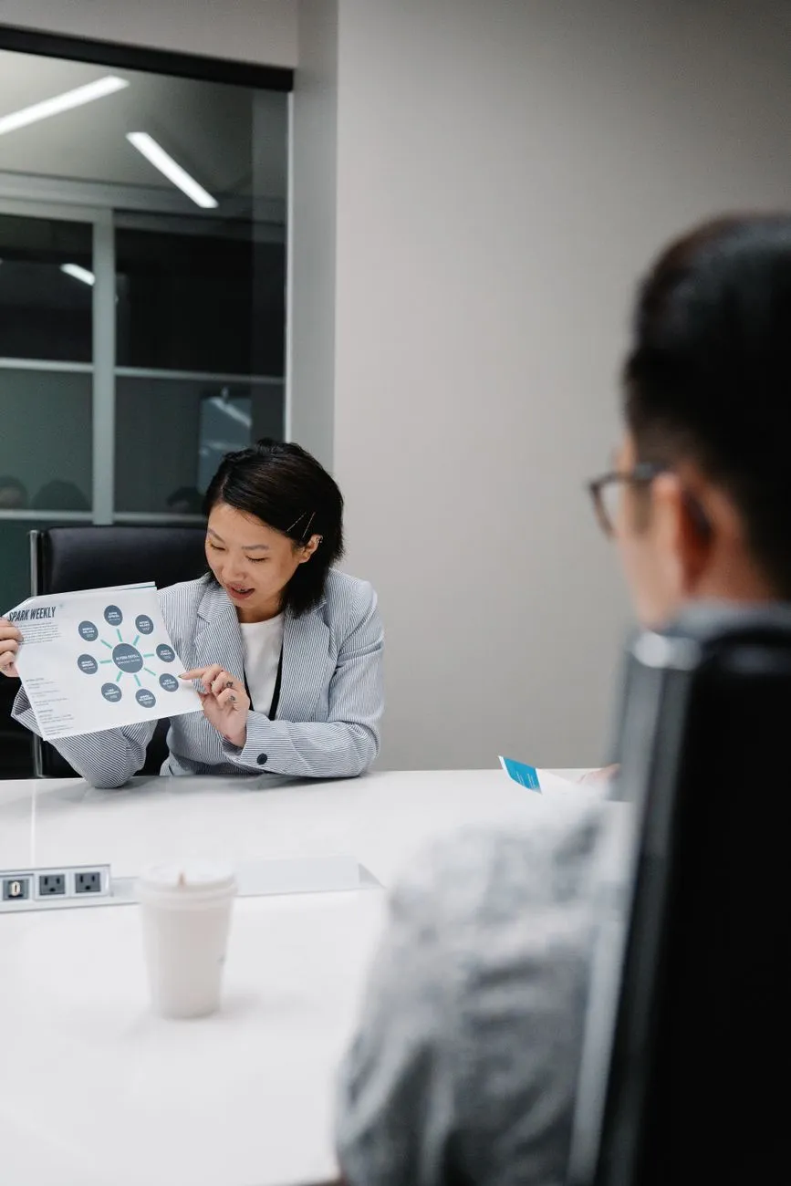 南宁西乡塘区婚介服务对比：缘来有喜与本地传统婚恋机构差异解析